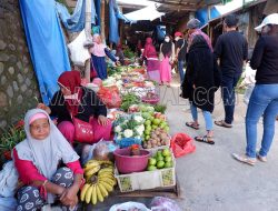 Pasar Malino Pusat Oleh-Oleh dan Buah Segar