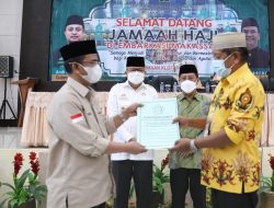 Lepas Jamaah Haji, Sekda Kota Makassar Ingatkan Jaga Kesehatan