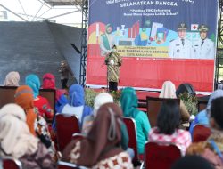 Peringatan Hari TB Sedunia, Indira Jusuf Ismail Beri Penghargaan Bagi Puskesmas Terbaik
