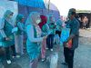 IKVI Serahkan Bantuan untuk Korban Kebakaran di Sorowako