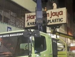 Bapenda Makassar Tertibkan 19 Unit Reklame Melanggar Aturan