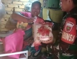 Babinsa Masuk Dapur, Koptu Syaripuddin Sambangin Penjual Gorengan