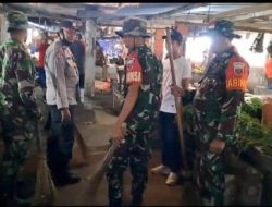 Karya Bakti Pembersihan Pasar dan Selokan Koramil 1408-05 Mariso